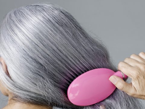 Mơ thấy tóc bạc